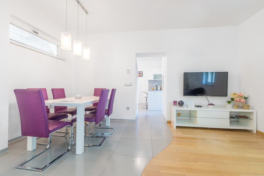 Fine Apartment Janeza Pavla Ljubljana Bagian luar foto