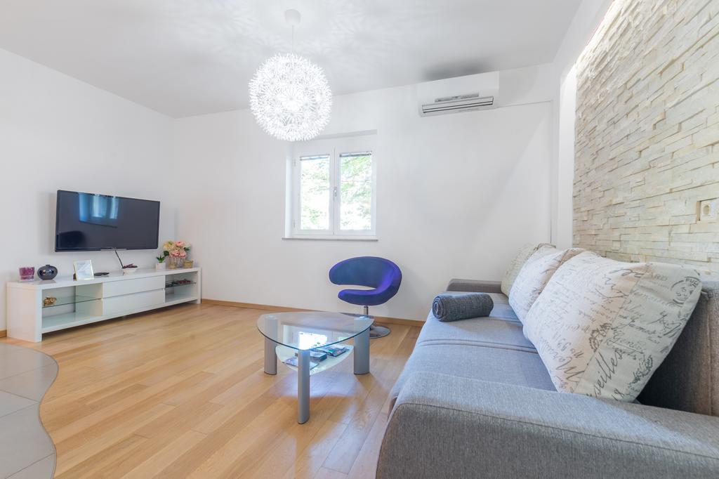 Fine Apartment Janeza Pavla Ljubljana Bagian luar foto